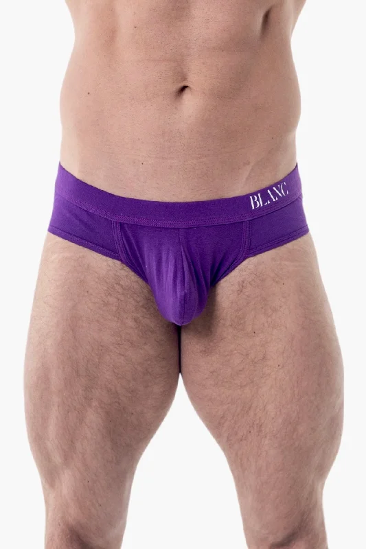 adventure-brief-purple