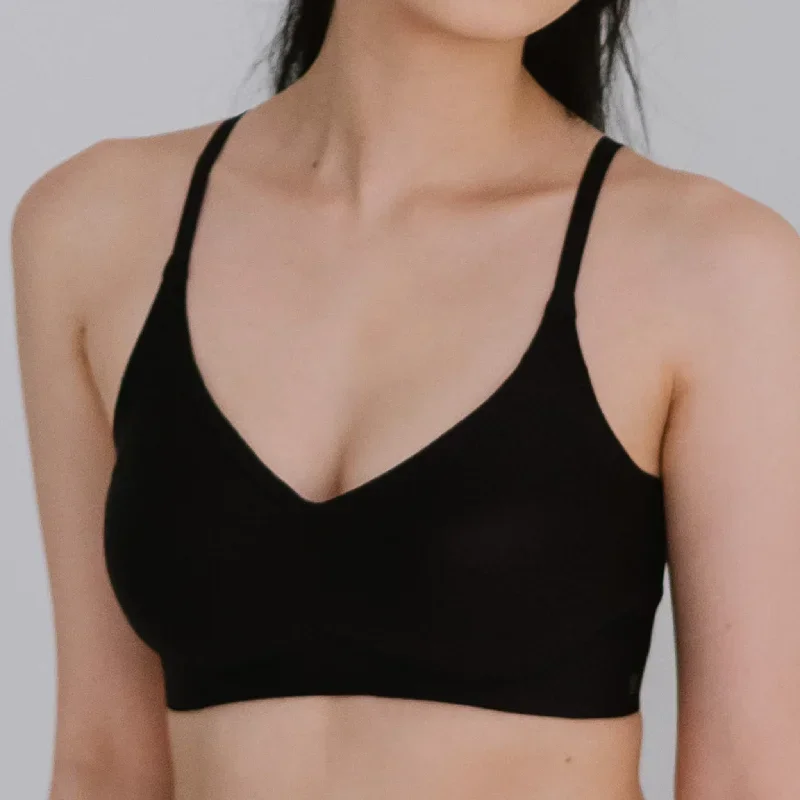 air-ee-seamless-bra-in-black-signature-edition