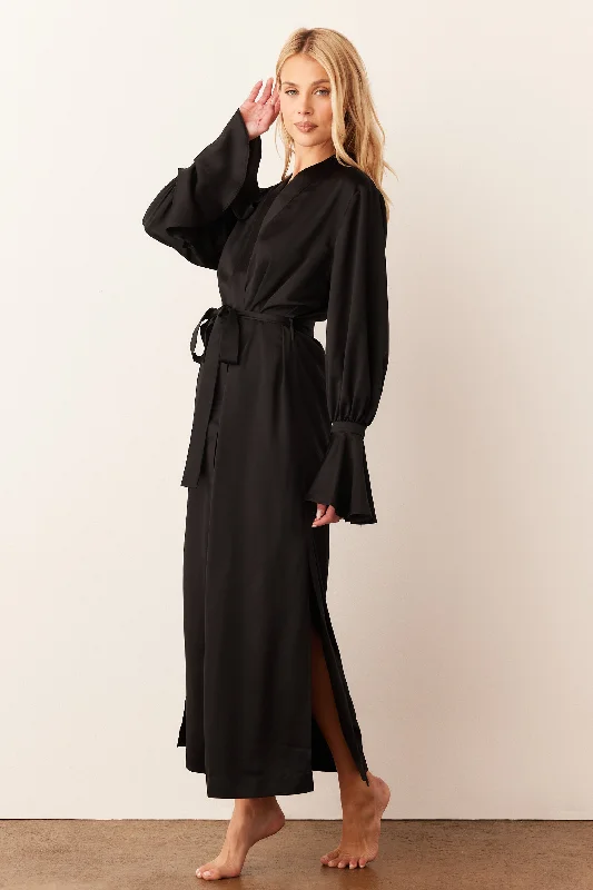 juliette-cuff-robe-black