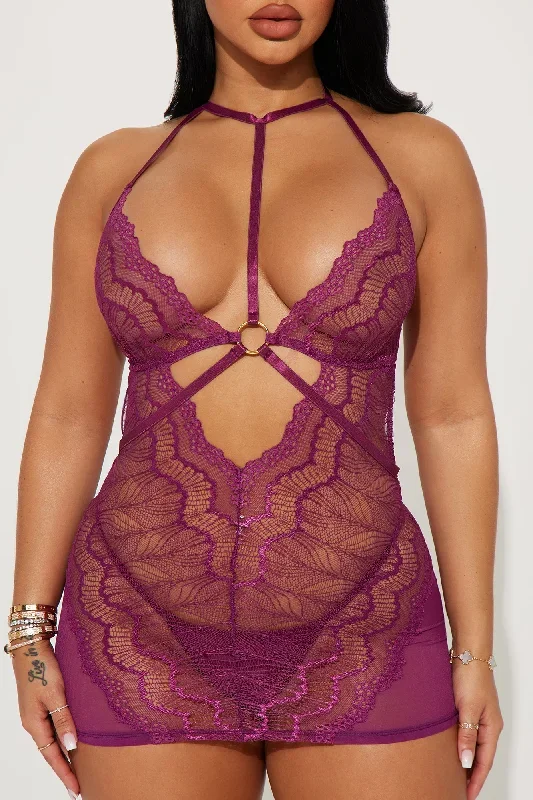 key-to-your-heart-lace-chemise-set-magenta